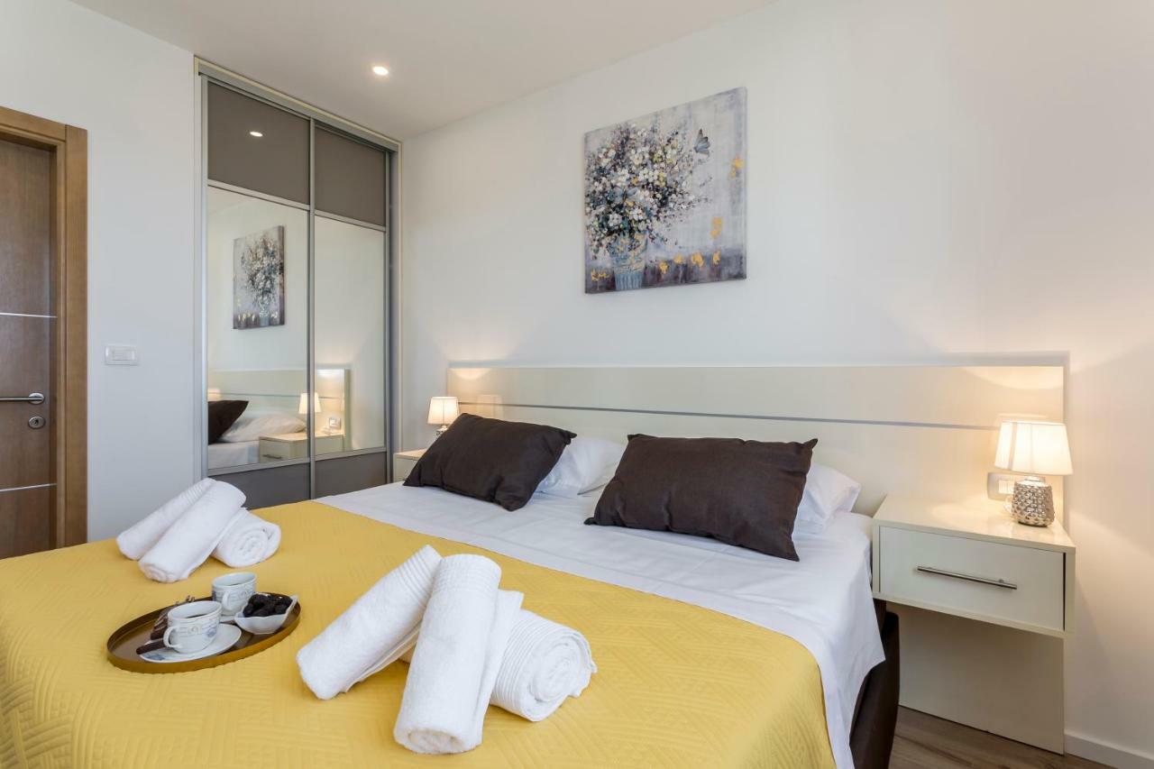 Apartments Villa 19 Podstrana Luaran gambar